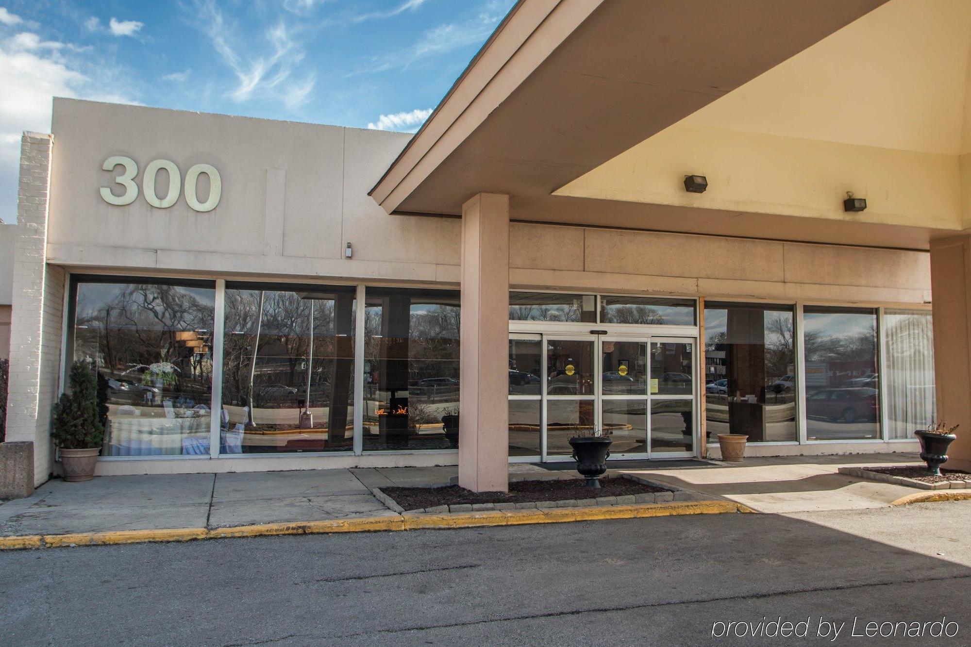 Crowne Plaza Chicago Sw - Burr Ridge, An Ihg Hotel Exterior photo