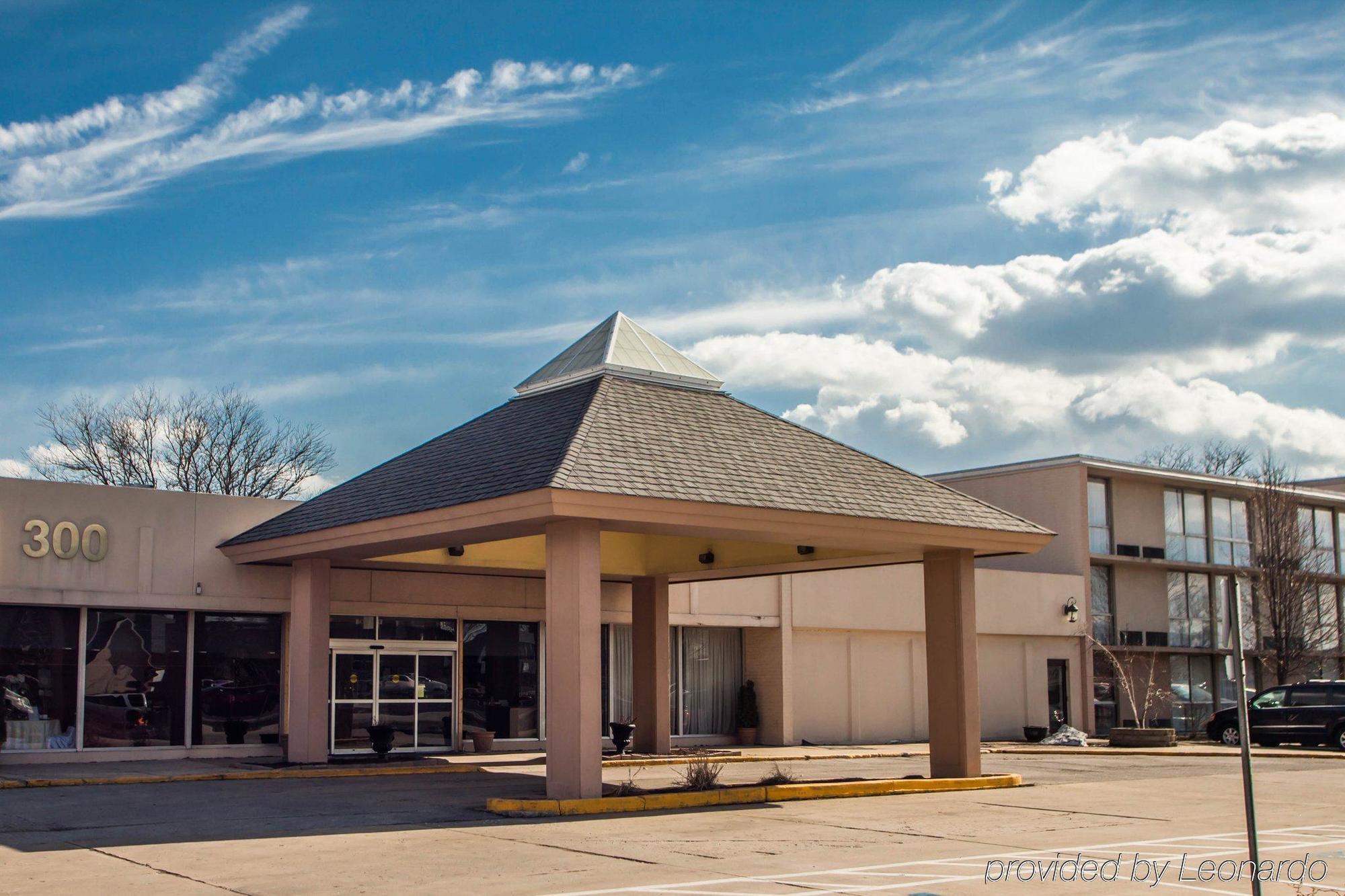 Crowne Plaza Chicago Sw - Burr Ridge, An Ihg Hotel Exterior photo